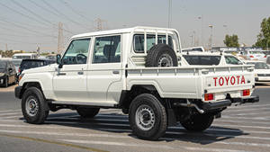 Toyota Land Cruiser 79DC 4.0P 2022 / Disponible para la Venta con Bajo Kilometraje, Auto Usado en Excelentes Condiciones y Sin Accidentes - Product Image 3