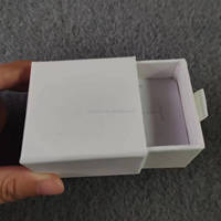 Boîte d'emballage cadeau en papier kraft gaufré fait main en gros pour bijoux, bagues et colliers
