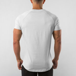 Camiseta deportiva de compresión transpirable con logotipo personalizado al por mayor de fábrica para hombre, camisetas deportivas de manga corta con estampado largo - Product Image 5