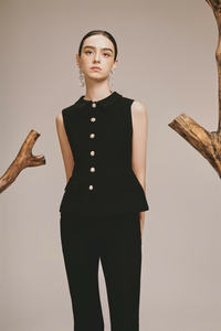 เสื้อกั๊กคริสตัลคอลเล็คชั่นฤดูใบไม้ร่วงทรงเสน่ห์สำหรับเสื้อผ้าสตรีสไตล์หรูหราผลิตในเวียดนาม - Product Image 3