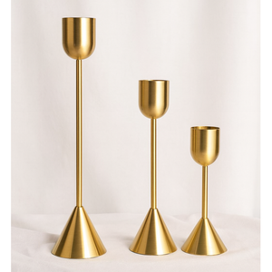 Juego de portavelas dorado elegante, para el hogar Decoración elegante, juego de portavelas de aluminio contemporáneo, 3 adornos navideños dorados - Product Image 2
