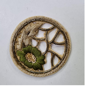 Parches Bordados Premium con Cuentas y Lentejuelas, Apliques Decorativos Hechos a Mano para Prendas y Accesorios, Suministro al por Mayor - Product Image 1