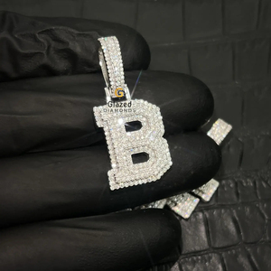 จี้เพชรโมอิสสีเขียวขุ่น VVS เพชรใสมากตัวอักษรเริ่มต้น10Kt สีขาวทองฮิปฮอปสำหรับผู้ชายและไม่มีสี - Product Image 2