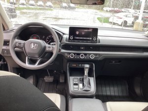 Honda CR-V EX 2024 d'occasion propre - Product Image 5