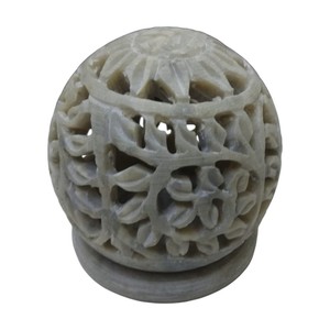Belle collection nouvellement faite à la main dans divers bougeoirs en stéatite à thème avec forme ronde pour cadeau de décoration de la maison - Product Image 1