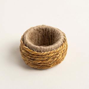 Anneau de serviette en herbe de mer tissé à la main, porte-serviettes naturel, décoration de table rustique écologique pour mariage, fête, décoration de table à manger - Product Image 1