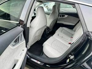 Última Oferta en Audi S7 Sportback 4.0 TFSI Quattro SUV 2017 con Transmisión Automática y ENVÍO GRATUITO A TODO EL MUNDO - Product Image 5