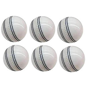 50 balles dures de cricket en cuir surpiquées à la main de haute qualité personnalisées balle de cricket en cuir fabriquées au Pakistan - Product Image 4