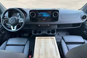 Mercedes-Benz Sprinter 2500 4x4 2021 Certifié Propre et en Bon État - Product Image 5