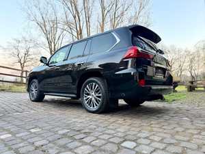 Lexus LX 570 2017 Usado, SUV, 5.7L V8, Automático, Gasolina, 5 Asientos, Techo Panorámico Oscuro Eléctrico - Product Image 4