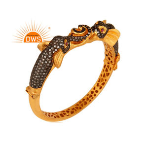 กำไลเพชรสังเคราะห์ธรรมชาติชุบทอง18K และเพทายสีแดงผลิตตามสั่ง - Product Image 1