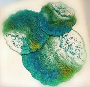 Présentoir de service de gâteau en résine époxy structurée très décoratif Vente chaude Prix abordable le moins cher Supports de gâteau à thème floral - Product Image 5