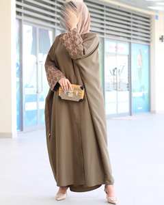 Meilleure vente robe abaya de luxe en satin élégante style ODM à volants soie de haute qualité tailles personnalisées XXXL XXL anti-rides pour musulmans - Product Image 3