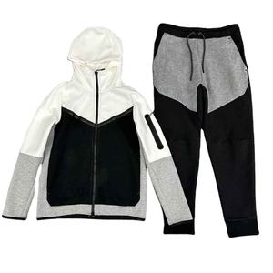 Vente en gros de survêtements coupe ajustée pour hommes logo personnalisé polaire technique survêtement de jogging latéral survêtement polaire technique - Product Image 3