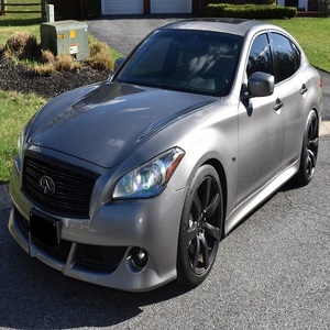 2013 Infiniti M56S Berline de luxe Ensemble haut de gamme Bien équipé 5.6L V8 Power 7-Speed Automatic Rear Wheel Drive Direction gauche - Product Image 1