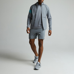 Veste d'entraînement légère coupe-vent pour homme avec capuche, poche zippée, coupe-vent d'extérieur avec motif imprimé tissé, hauts actifs - Product Image 2