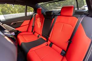 BMW M5 2026 Gasolina, Bajo Kilometraje - Product Image 3