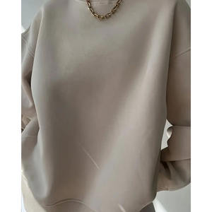 Sweat-shirt surdimensionné en coton 100% tricoté d'hiver avec logo personnalisé pour femmes Pull décontracté à col rond avec logo sur le devant - Product Image 4