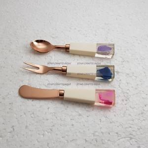 Juego de cubiertos con diseño de mango de mármol/resina hecho a mano moderno, esparcidor de queso, cubiertos, diseñador vintage antiguo de STAR CRAFTS INDIA - Product Image 2