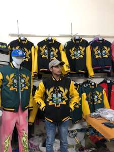 Chaqueta Varsity a Cuadros de Invierno Personalizada para Hombre, Talla Grande, con Ribete de Piel de Oveja, Material de Lana/Poliéster, para Uso en Exteriores - Product Image 4