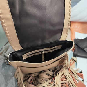 Bolso Bandolera de Cuero Genuino de Primera Calidad, Estilo Bohemio Occidental para Mujer, con Borlas, Flores, Cremallera, Portátil, para Viajes Diarios de Otoño - Product Image 6