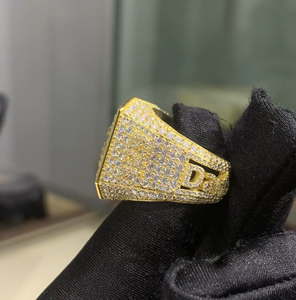 Bague personnalisée en diamant Moissanite VVS, design carré de luxe, style hip-hop, sertie de pierres, pour homme et femme, idéale pour les soirées. - Product Image 6