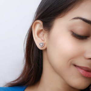 Pendientes de Plata de Ley 925 con Moissanita en Corte Corazón de Lujo - Regalo de Aniversario, Joyería Elegante para Uso Diario, Fiestas, Trabajo, Moda Atemporal - Product Image 2