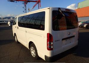 Camion-BUS TOYOTA HAICE 10 à 15 places, prêt à être expédié, garantie 100%, en vente en ligne - Product Image 6