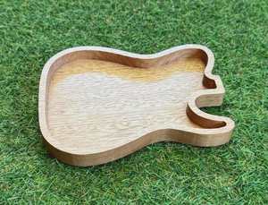 Plateau de service en bois de chêne avec coins arrondis, Assiette en bois, Planche de service Accessoires d'espace de travail faits à la main | Affiné | - Product Image 5