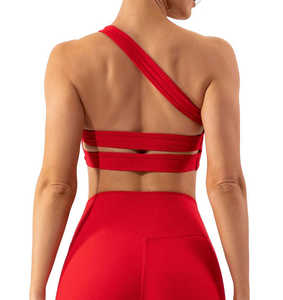 สปอร์ตบราไหล่เดียวระบายอากาศได้ดีน้ำหนักเบามีสไตล์ดีไซน์พลัสไซส์สำหรับฟิตเนสและการสวมใส่ในชีวิตประจำวัน - Product Image 3