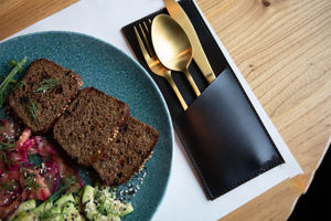 Porte-couverts en cuir véritable fait à la main, luxueux, classique, écologique, portable, durable, élégant, organisateur d'ustensiles pour restaurant - Product Image 4