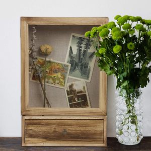 Vitrine de boîte d'ombre en bois avec dos en ligne souple, verre résistant aux éclats et tiroir pour l'affichage - Product Image 6