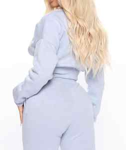 เสื้อสเวตเตอร์มีฮู้ดสำหรับผู้หญิงชุดออกกำลังกายเสื้อครอปมีฮู้ดเสื้อครอปมีโลโก้ออกแบบได้ตามต้องการ - Product Image 2