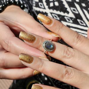 Labradorite ovale rawa design bague en argent petite bague en argent meilleur cadeau pour Noël - Product Image 1