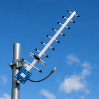 Antenne Yagi 9 éléments 13dBi 900-1800MHz directionnelle extérieure avec connecteur N femelle pour amplificateur de signal cellulaire