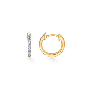 Ensemble de boucles d'oreilles créoles et huggies plaquées or avec perles géométriques pour femme – Cadeau tendance pour fête et mariage - Product Image 3