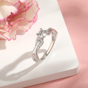 แหวนหมั้น Jeulia Knot Infinity ทรงกลม เงินสเตอร์ลิงชุบโรเดียมและโรสโกลด์ ประดับด้วยอินเลย์สุดหรู - Product Image 5