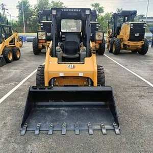 Chargeuse sur pneus haute performance Caterpillar 216B3 - Product Image 3