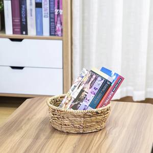 Cesta de Almacenamiento Decorativa Redonda Tejida con Jacinto de Agua, Cesta de Almacenamiento Hecha a Mano, Ecológica, Hecha en Vietnam - Product Image 3