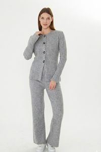 ชุดเซ็ตไหมพรม 2 ชิ้นสำหรับผู้หญิง เสื้อคลุมเนื้อนุ่มหรูหราและกางเกงขายาวทรงกว้าง ชุดลำลองสำหรับพักผ่อน ชุดวอร์มสำหรับผู้หญิง - Product Image 4