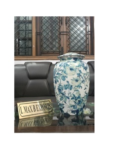 Lujosas urnas de cremación de metal de diseño moderno único de la mejor calidad hechas a mano al por mayor - Product Image 6