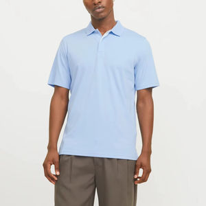 Camiseta de estilo clásico para hombre, Proveedor de Ropa de calle, ropa personalizada para uso diario y uso de moda, venta al por mayor a granel disponible - Product Image 1