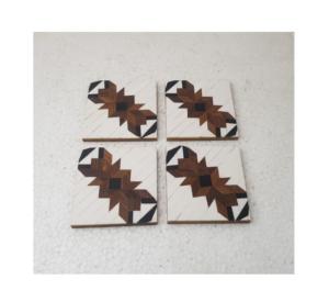 Dessous de verre élégants en bois et en résine conçus à la main pour la décoration de table et les options de cadeau d'un fournisseur indien - Product Image 5