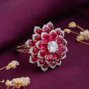 Anillo de Diamante Moissanita con Diseño Único y Moderno en Plata 925 con Forma de Rosa para un Estilo Moderno, Disponible para Exportación, Precio desde India - Product Image 2