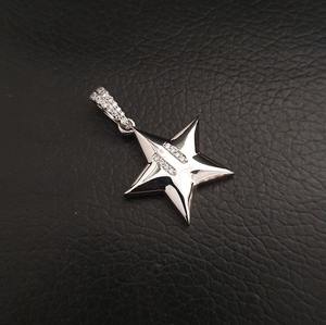 Colgante Minimalista de Estrella en Plata 925 con Moissanita VVS, Joyería de Lujo Estilo Hip Hop - Product Image 3