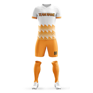 2025 Mots Produit populaire Uniforme de football personnalisé personnalisé Prix abordables Style tendance Uniforme de football pour hommes - Product Image 3