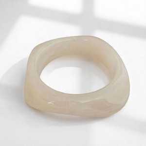 กำไลข้อมือเรซิ่นแบบปรับแต่งได้สำหรับผู้หญิง เครื่องประดับแฟชั่นลูกปัดส่วนบุคคลพร้อมจี้รูปแมว กำไลข้อมือลูกปัด - Product Image 4