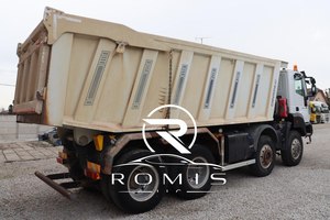 Camion benne lourd d'occasion Astra HD9 8X6 Diesel Capacité 31-40T 351-450HP EURO 5 Moteur Weichai Transmission manuelle 6 vitesses - Product Image 4