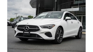 Coche usado Seminuevo Certificado LHD/RHD Más cedes-Be NZ CLA 250 4MATIC 2025 AWD - Product Image 2