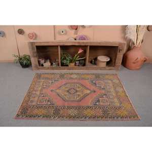 Tapis d'appoint vintage turc 3,7x5,4 pieds, tapis persan rouge en laine - Product Image 3
